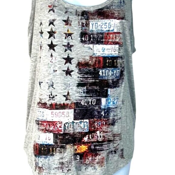 Maurices Gray Sleeveless Graphic Tank Top With Star & License Plate Design  Med - Picture 3 of 7